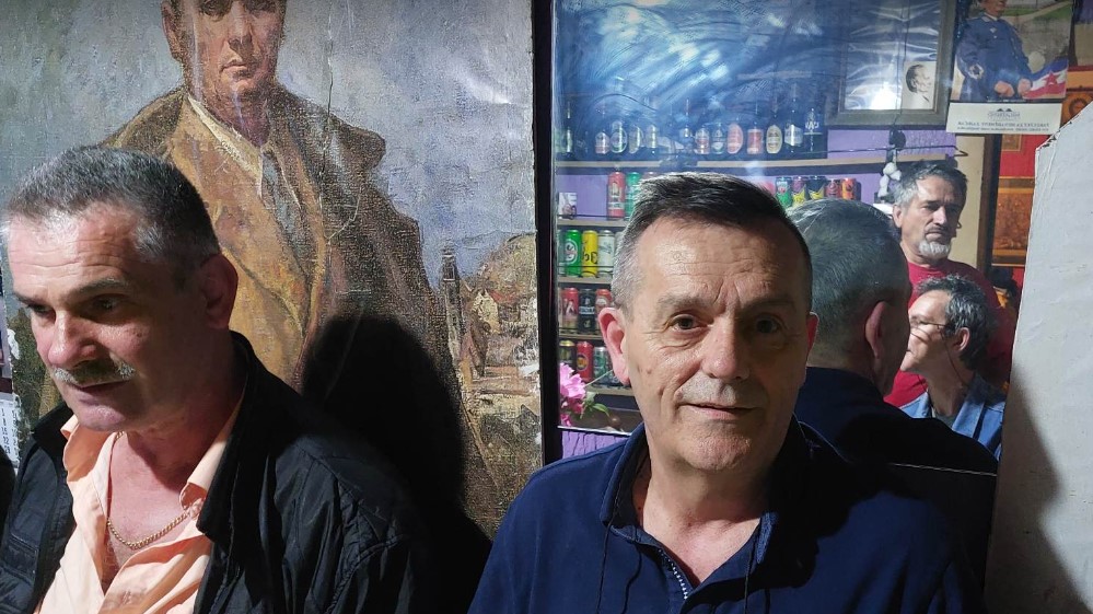 Videli se prvi put posle 44 godine: Jugonostalgičar iz Zaječara proslavio Dan mladosti sa prijateljima iz Doma za nezbrinutu decu 4