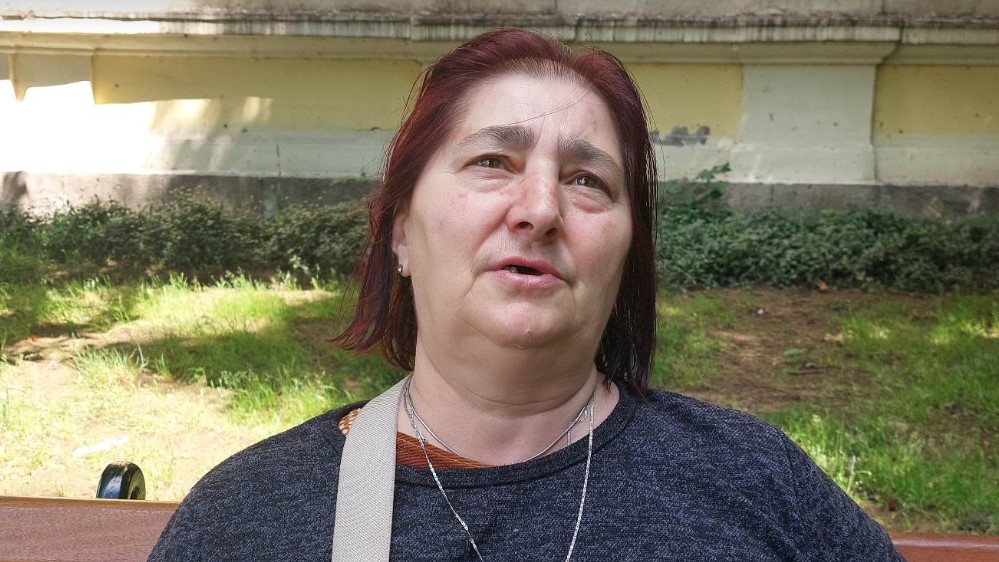 "Ako Vučić ode, staće da se grade putevi, škole i sve ostalo": Zaječarci za Danas o situaciji u zemlji 7 "Ako Vučić ode, staće da se grade putevi, škole i sve ostalo": Zaječarci za Danas o situaciji u zemlji 7