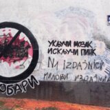 Poruka N1 na prekrečenom muralu Ratka Mladića 5