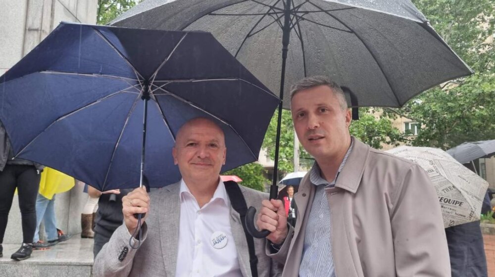 Boško Obradović na protestu sa Ratkom Ristićem: Narod traži da vlast ode 1