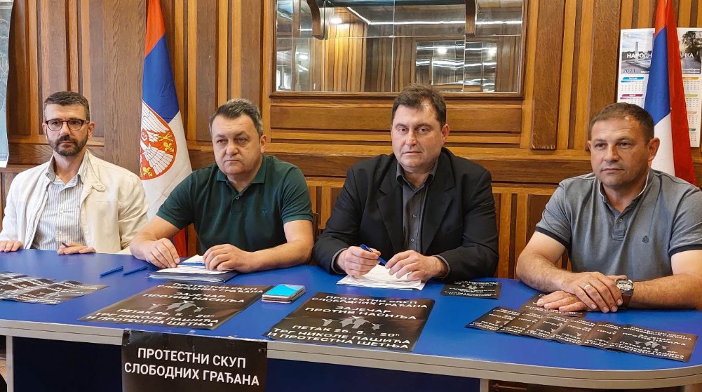 "Nasilje i urušavanje sistema u državi posledice katastrofalne politike SNS": Opozicija u Zaječaru pozvala građane na protest 1