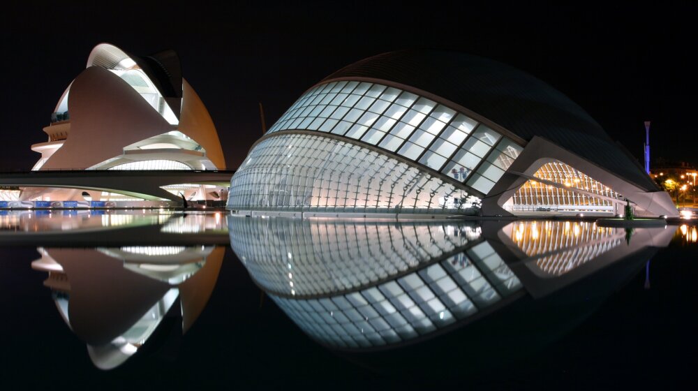 Procvat španske arhitekture 21. veka kroz vizuru Rikarda Santonje 1