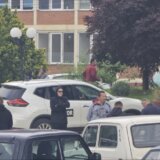 Pripadnici Kosovske policije oko zgrada opština u Leposaviću, Zubinom Potoku i Zvečanu, na severu oglašene sirene za uzbunu 5