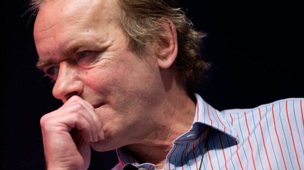 Pisac mračnih komedija Martin Ejmis preminuo je u 73. godini 1