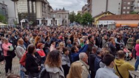 "Ustala je Srbija": Poruka sa skupa u Kragujevcu 6