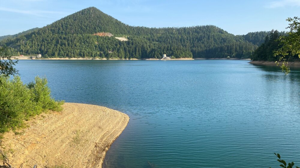 Nakon 22 godine, otkriveno je šta se nalazi na dnu najlepšeg jezera u Hrvatskoj 1