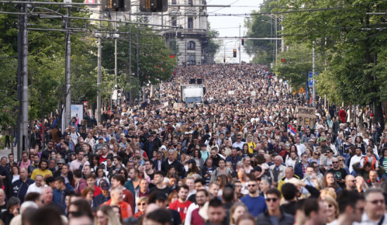 Kako je protest “Srbija protiv nasilja” izgledao kroz objektive fotoreportera 9