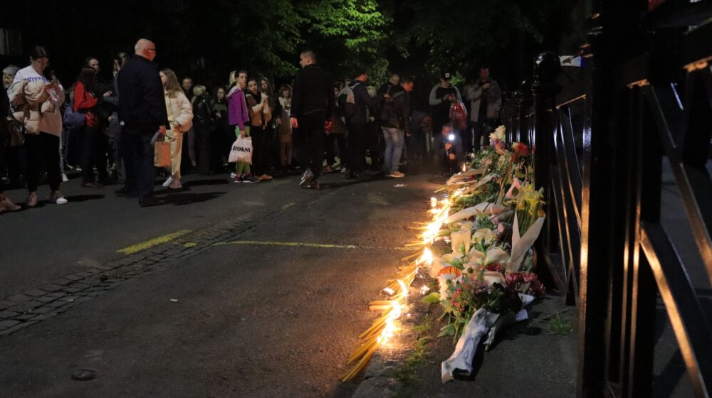 Psihološko savetovalište Doma omladine pruža besplatnu pomoć građanima pogođenim tragedijom u "Ribnikaru" 1