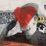 General je ostao sam: Gde su sada huligani koji brane mural Ratka Mladića od građana? 4