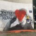 Srce preko Ratka Mladića: Građani prekrečili sporni mural u centru Beograda 8