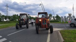 UŽIVO Drugi dan protesta poljoprivrednika: Novosadski poljoprivrednici večeras odlučuju o daljim protestima, Subotičani odblokirali centar grada (VIDEO, FOTO) 3