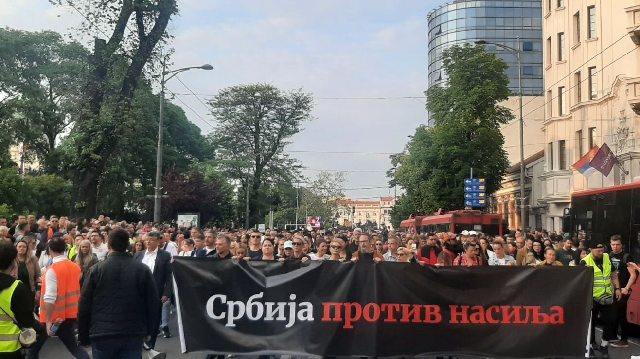 Protest „Srbija protiv nasilja“: Deo građana namerava da prenoći na auto-putu (VIDEO) 9