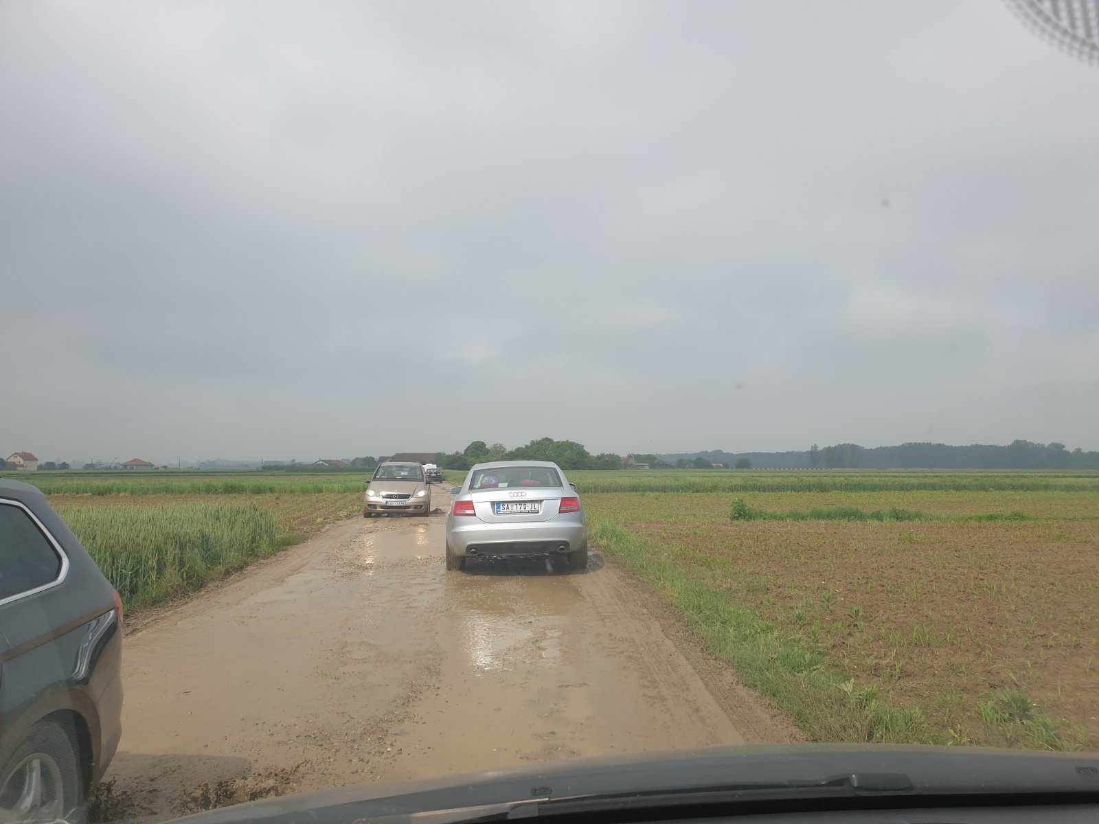 Peti dan protesta poljoprivrednika: Pet udruženja prihvatilo ponudu Vlade, čeka se odgovor ostala dva (FOTO/VIDEO) 4