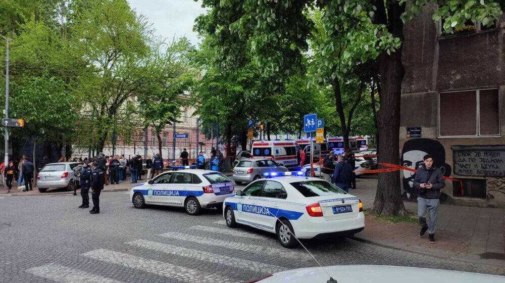 Oglasila se policija povodom pucnjave ispred osnovne škole „Vladislav Ribnikar“ na Vračaru 1