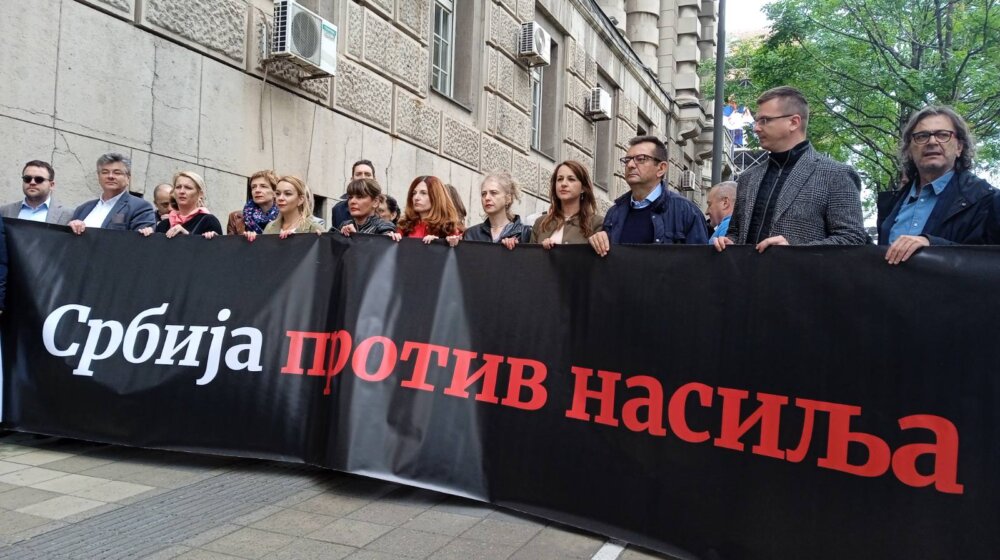 Organizatori protesta "Srbija protiv nasilja" predali zahteve Vladi Srbije (FOTO) 1