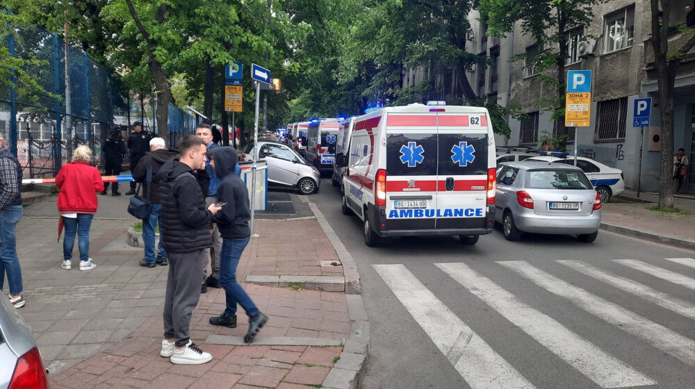 Zvaničnici iz BiH izrazili saučešće zbog tragedije u Beogradu: "Delimo bol s porodicama nastradalih" 1
