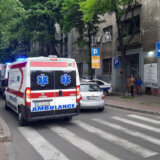 Lekari Hitne pomoći zatečeni tragedijom na Vračaru: "Svi su još uvek potreseni, ne treba da radimo takve stvari" 11