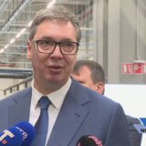 Vučić na otvaranju pogona Nideka u Novom Sadu, kaže da je srećan kada se na proteste dolazi vozovima koje je on napravio 7