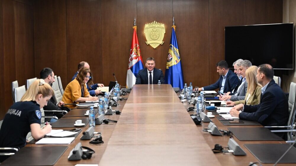 Sastanak MUP-a i Ministarstva informisanja o uspostavljanju sistema Amber alert 1