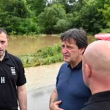 Gašić: Za tri dana 821 intervencija vatrogasaca i 317 evakuacija zbog poplava 6