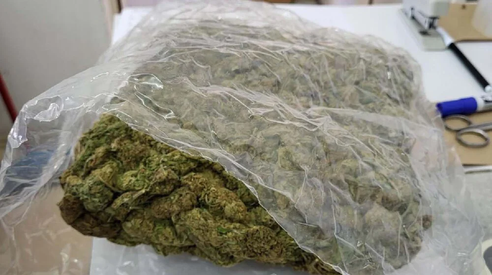 Policija našla dva kilograma marihuane u kući kod Šapca 1