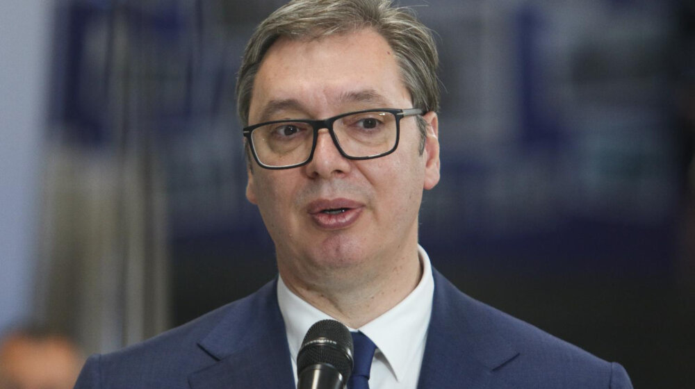 Oglasio se Vučić nakon sastanka sa Eskobarom i Lajčakom, rekao šta očekuje od međunarodne zajednice 16
