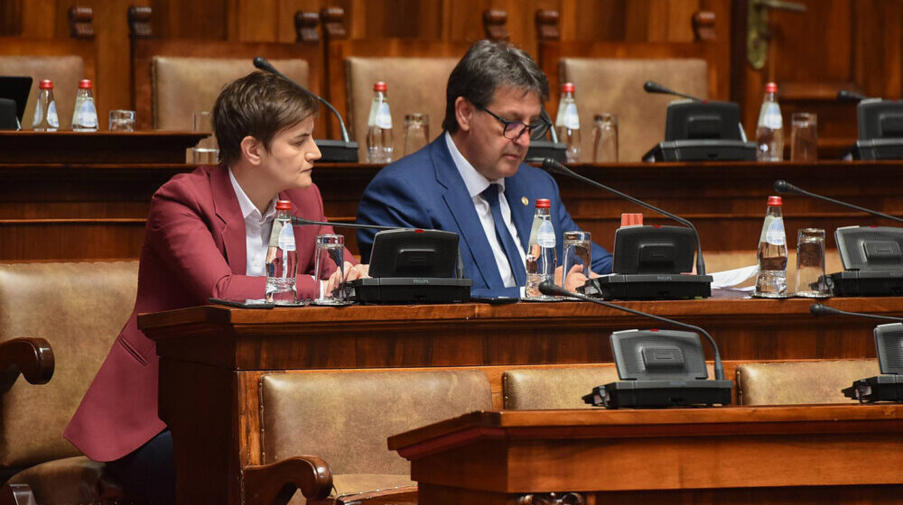 "Ana Brnabić zaprepastila Srbiju": Kako su regionalni mediji preneli izjavu srpske premijerke o bebi koja je stradala u padu helikoptera? 1