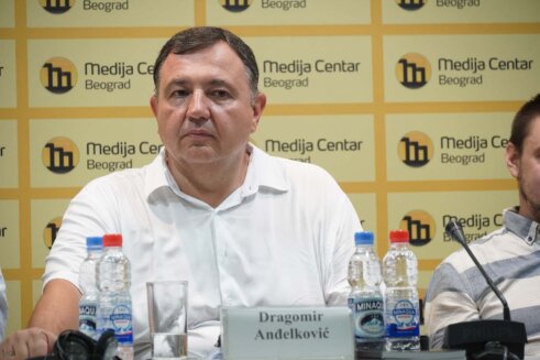 "Plašenje neke inostrane mečke rešetom": Ishitrena Vučićeva najava da će se Srbija kandidovati za nestalnu članicu SB UN ukoliko UN usvoji rezoluciju o Srebrenici 5