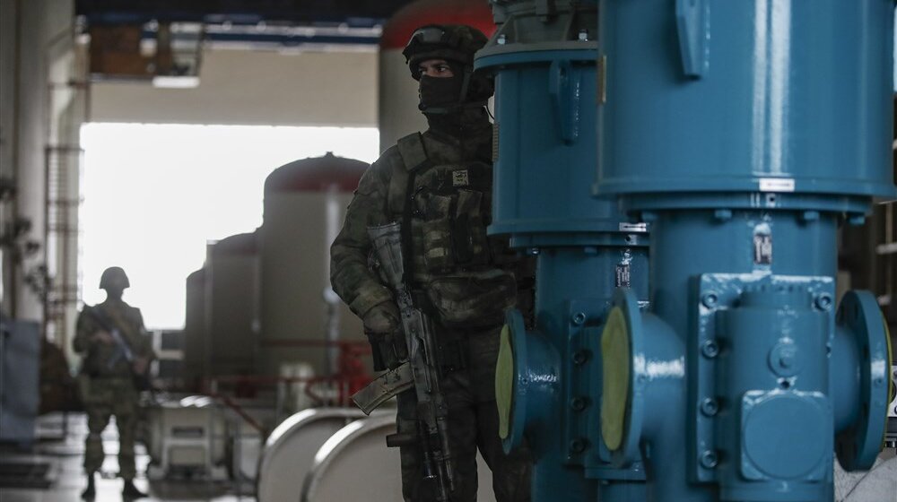 Nakon uništenja brane Kahovka u poplavama stradalo pet osoba, ruske snage granatiraju Herson 1