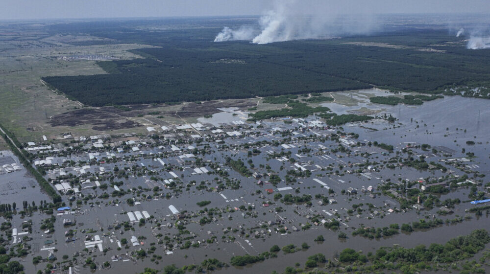 Ambasada Ukrajine u Srbiji prikuplja pomoć za stanovnike pogođene rušenjem brane Kahovka 1