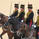 Čarls Treći na konju: Danas prva rođendanska parada za britanskog kralja 3