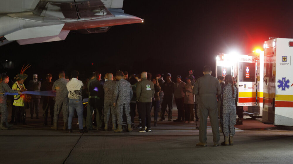 Šta je majka rekla deci koja su mesec dana živela u džungli nakon pada aviona? 1