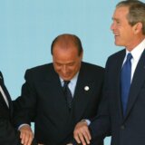 "Za mene je Silvio bio draga osoba i pravi prijatelj": Putin odao počast Berluskoniju 12