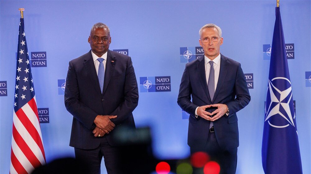 Zašto NATO okleva da primi Ukrajinu u članstvo: Forin polisi piše šta će biti ponuđeno Kijevu na samitu u Litvaniji 1