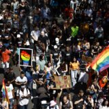 Nekoliko hiljada ljudi na Paradi ponosa u Parizu 5