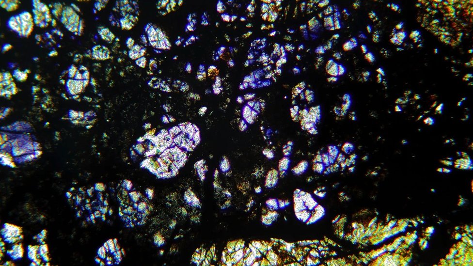 Nauka i priroda: Zastrašujući „mehurovi" veličine kontinenata u dubini Zemlje 4 Mineral ringvudit