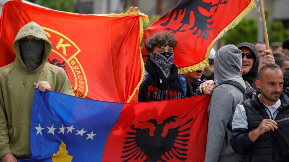 Kosovo, Albanci