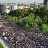 „Srbija protiv nasilja“: „Tragedije su bile poziv na buđenje", počela šetnja beogradskim ulicama do Predsedništva Srbije 12