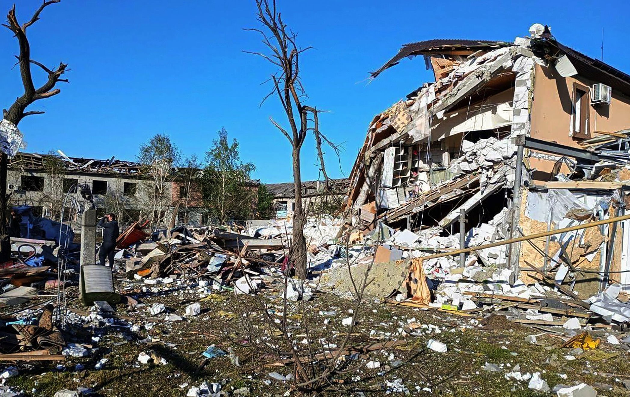 Rusija i Ukrajina: Novi talas ruskih vazdušnih napada, oborene ukrajinske rakete i dronovi iznad Krima, tvrdi lokalna vlast 1 Napadi, Dnjepar, Ukrajina