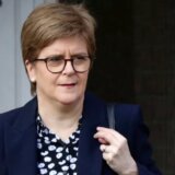 Škotska: Bivša premijerka Nikola Sterdžen uhapšena u sklopu istrage o finansiranju stranke 5