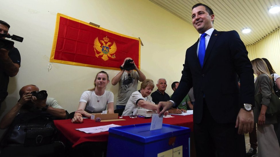 Parlamentarni izbori u Crnoj Gori: Trka bez pravog pobednika, stranke znaju samo sa kim neće u koalicije 4 Podgorica, 11. jun 2023.