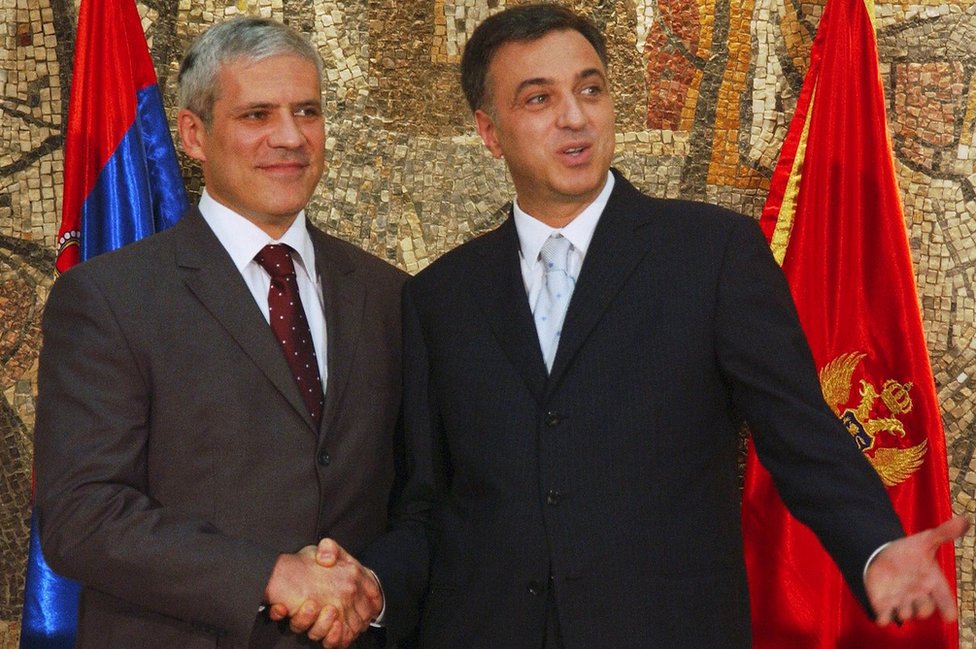 Intervju petkom: „Zabrinut sam i uplašen šta će biti s Crnom Gorom“, kaže Filip Vujanović 4 Podgorica, 27. maj 2006.