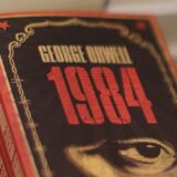 Amerika i književnost: Primerak Orvelove „1984" vraćen biblioteci u Portlandu posle šest decenija 6