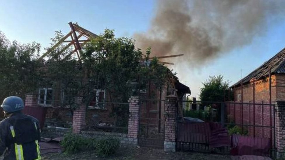 Rusija i Ukrajina: Rusija bombardovala devet oblasti u Ukrajini, Moskva tvrdi da Kijev odbija mirovne pregovore 1 Posledice ruskog bombardovanja Ukrajine