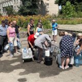 Rat u Ukrajini: Život bez vode u gradu opustošenom posle probijanja brane - „katastrofa, voda je sve odnela" 11