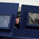 Srbija i Kosovo: Dan posle kriznog sastanka u Briselu uhapšen Srbin u Severnoj Mitrovici zbog napada na KFOR 3