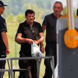 Srbija i Kosovo: Uhapšeni kosovski policajci pušteni da se brane sa slobode i predati Kosovu 7