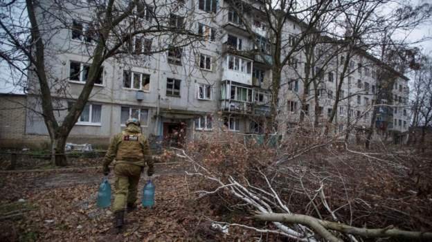 Ukrajinski mediji preneli su da je selo Krasnohorivka u Donjeckoj oblasti, vraćeno Ukrajini