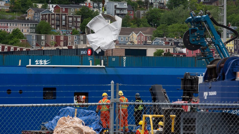 Titanik: Prve fotografije delova podmornice Titan 7 Ostaci podmornice Titan