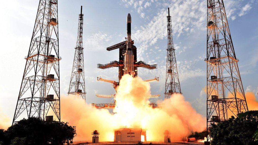 Indijska organizacija za svemirska istraživanja uspešno je lansirala satelit INSAR -3DR 2016.